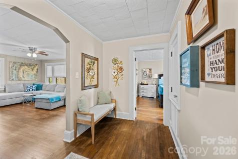 128 Avon Street Mocksville NC 27028
