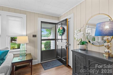128 Avon Street Mocksville NC 27028