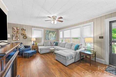 128 Avon Street Mocksville NC 27028