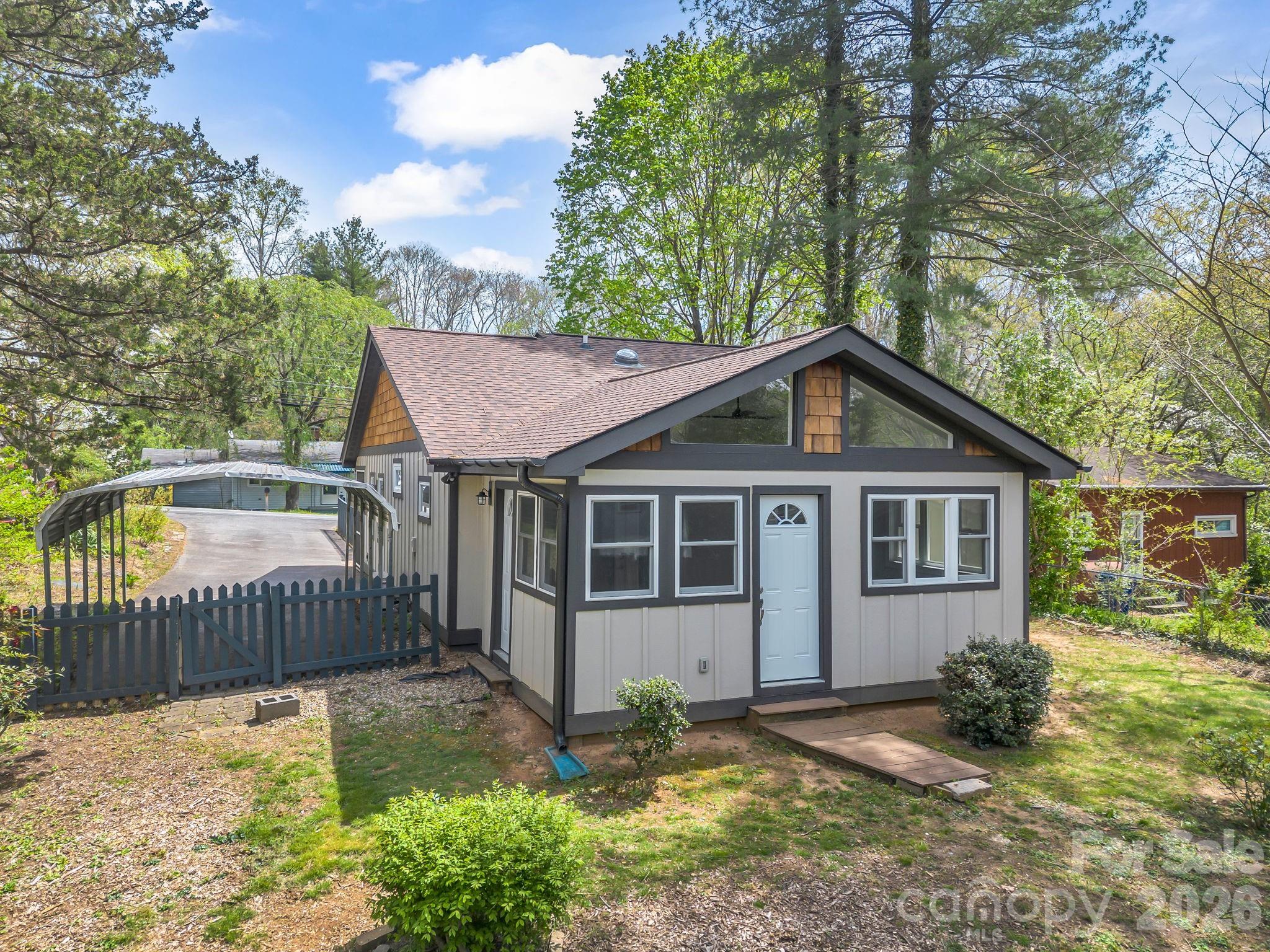 605 Rhododendron Avenue Black Mountain NC 28711