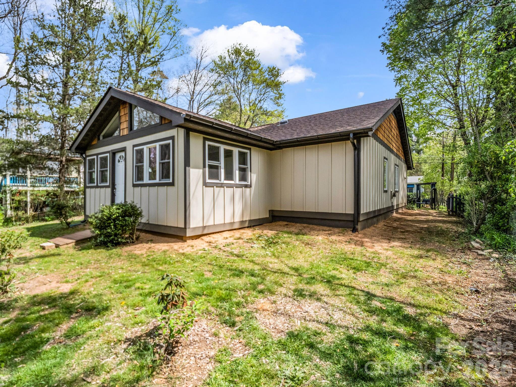 605 Rhododendron Avenue Black Mountain NC 28711