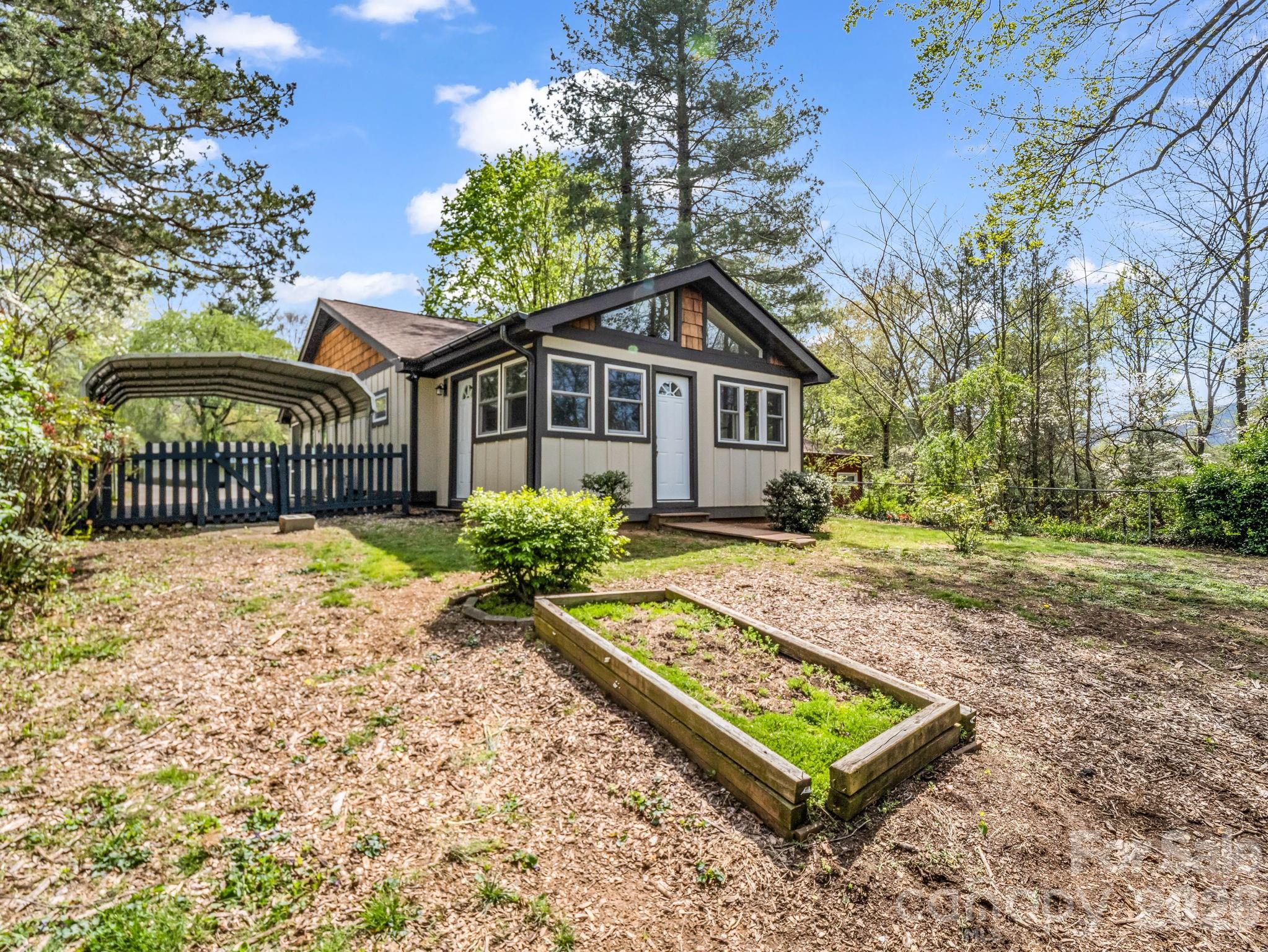 605 Rhododendron Avenue Black Mountain NC 28711