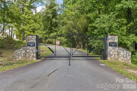 61 Bamboo Trail Candler NC 28715