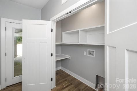61 Bamboo Trail Candler NC 28715