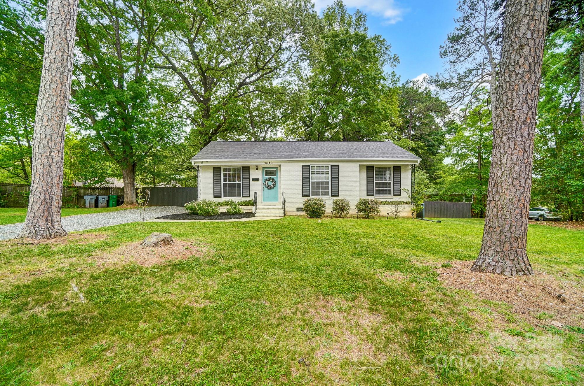 1313 Weststone Drive Charlotte NC 28208