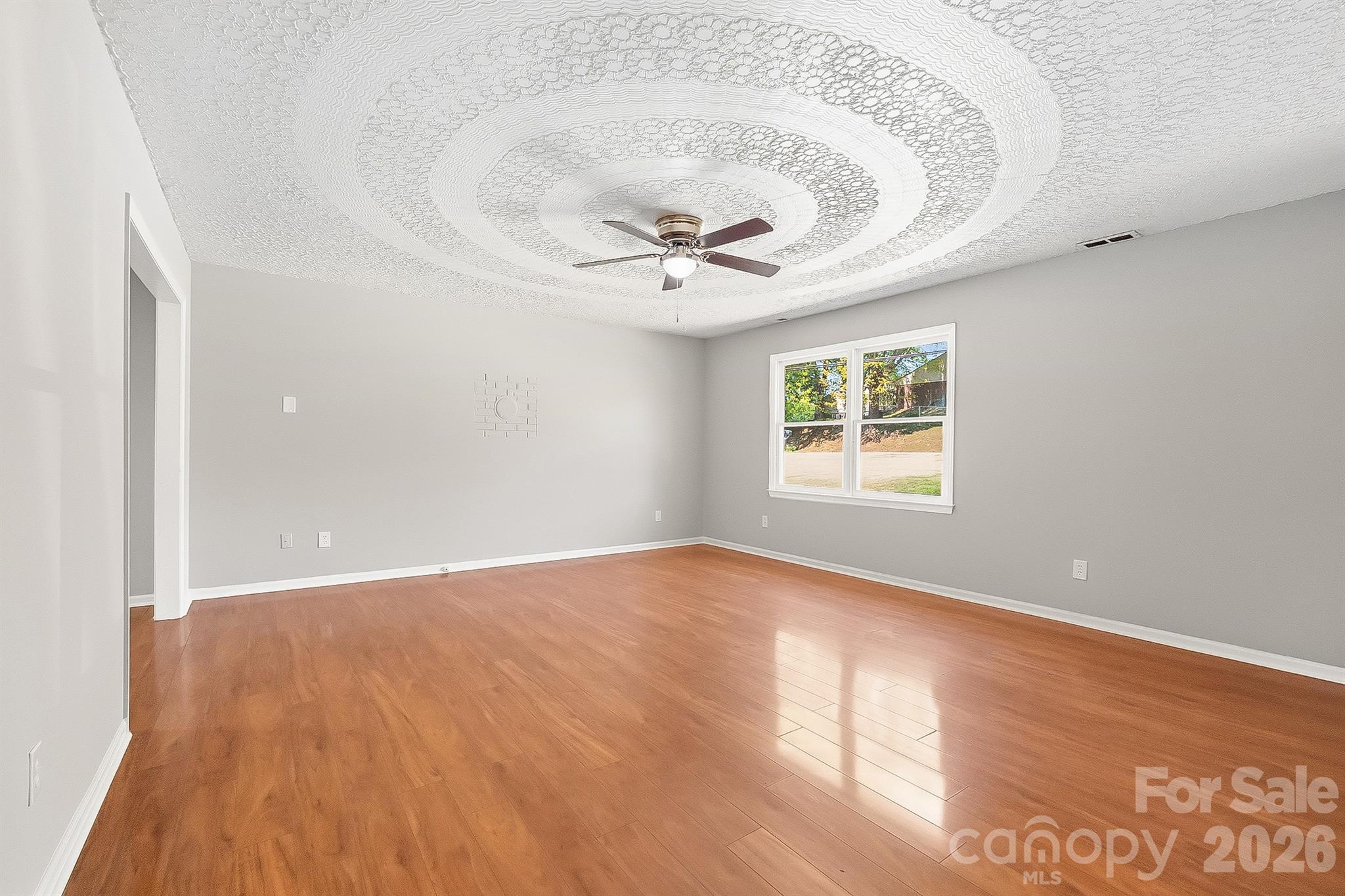 806 S Laurel Street Lincolnton NC 28092