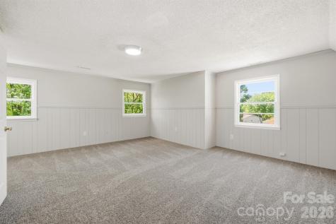 806 S Laurel Street Lincolnton NC 28092
