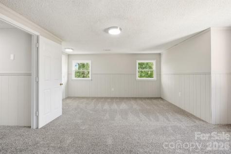 806 S Laurel Street Lincolnton NC 28092