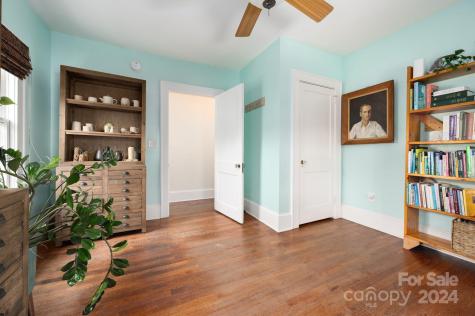 101 Longview Road Asheville NC 28806