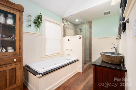 101 Longview Road Asheville NC 28806