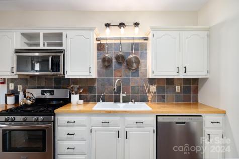 101 Longview Road Asheville NC 28806