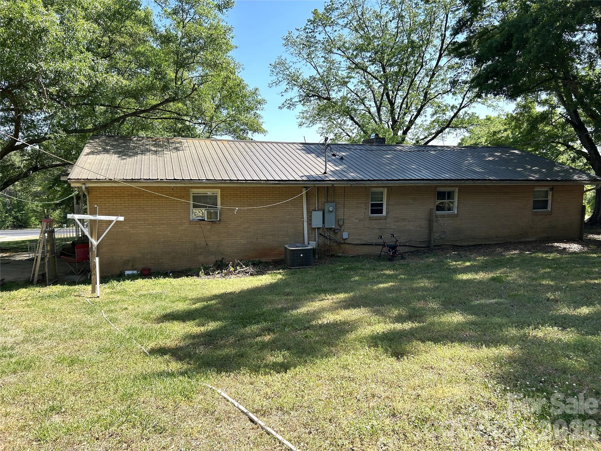 2307 Harris Henrietta Road Mooresboro NC 28114