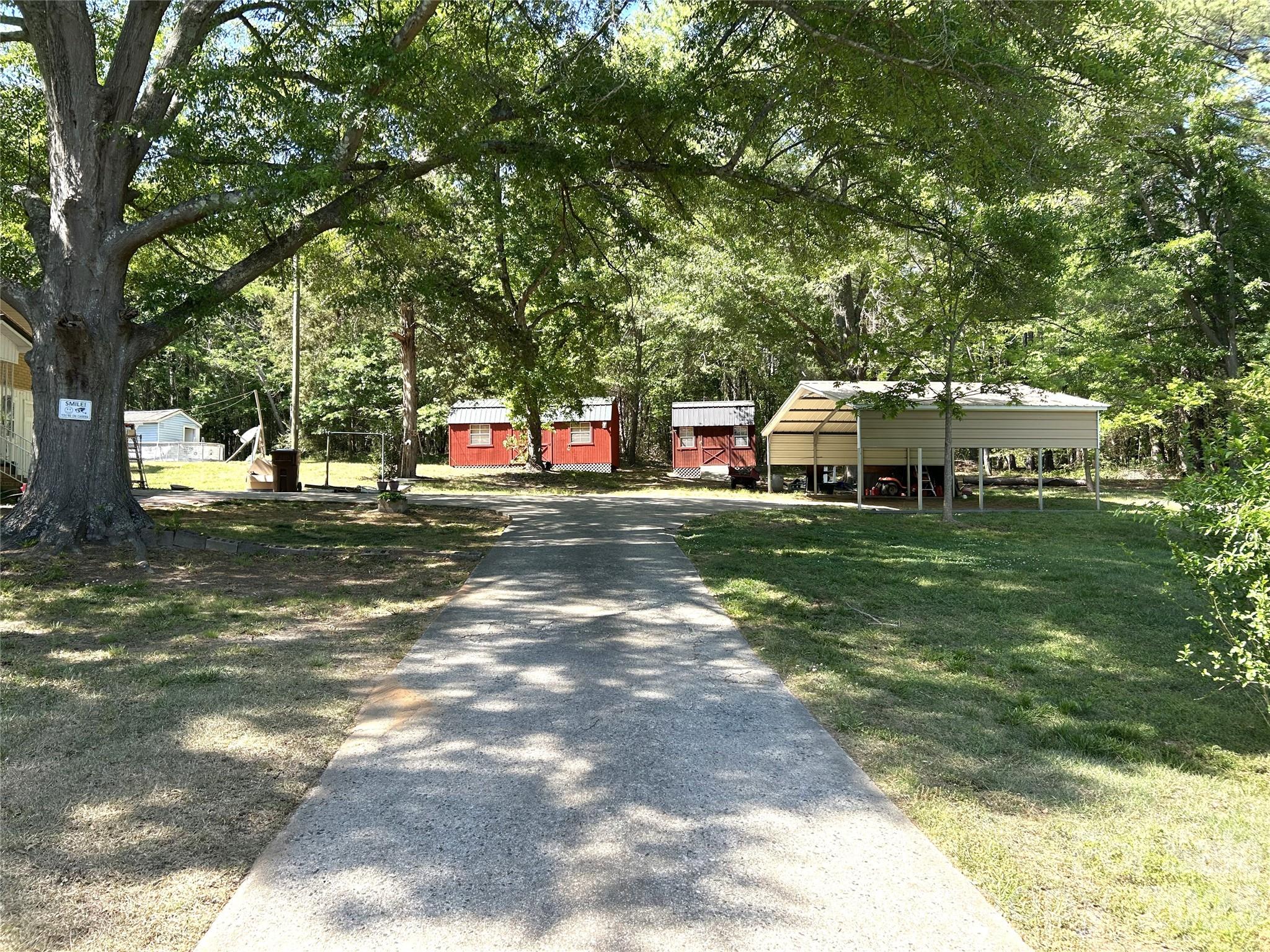 2307 Harris Henrietta Road Mooresboro NC 28114