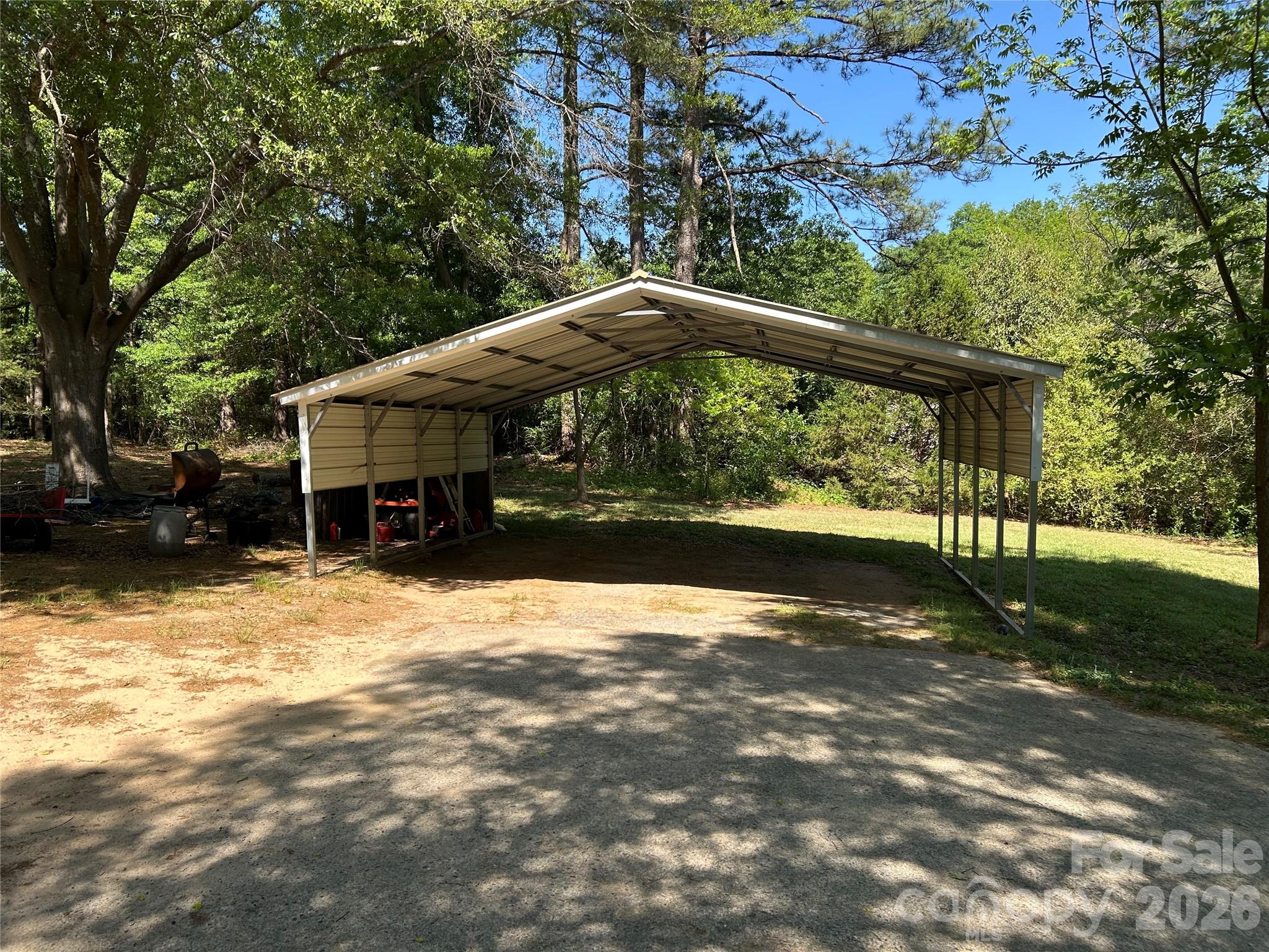 2307 Harris Henrietta Road Mooresboro NC 28114