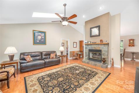 24 Moriah Lane Asheville NC 28803