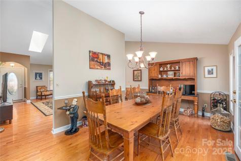 24 Moriah Lane Asheville NC 28803