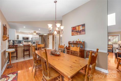 24 Moriah Lane Asheville NC 28803