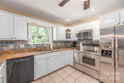 24 Moriah Lane Asheville NC 28803