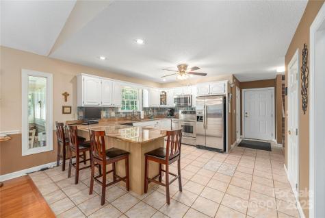 24 Moriah Lane Asheville NC 28803