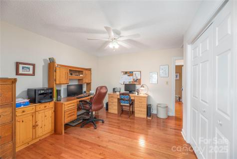 24 Moriah Lane Asheville NC 28803