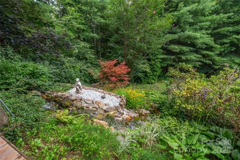 24 Moriah Lane Asheville NC 28803