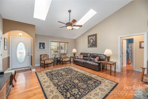 24 Moriah Lane Asheville NC 28803