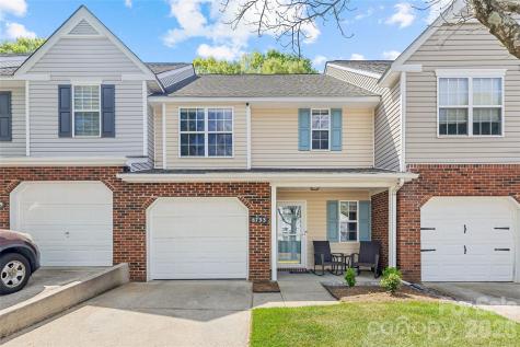 8733 Robinson Forest Drive Charlotte NC 28277