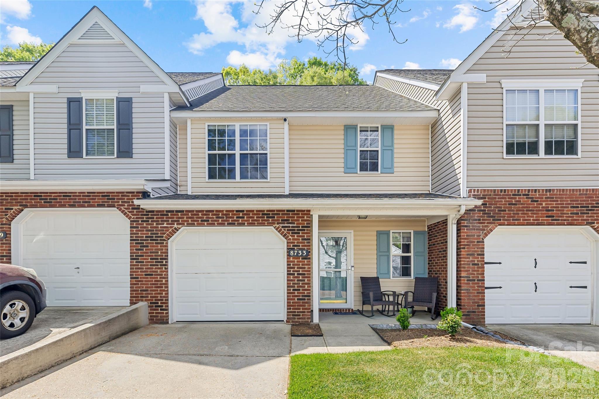 Charlotte NC, 8733 Robinson Forest Drive