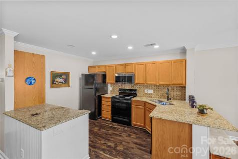 8733 Robinson Forest Drive Charlotte NC 28277