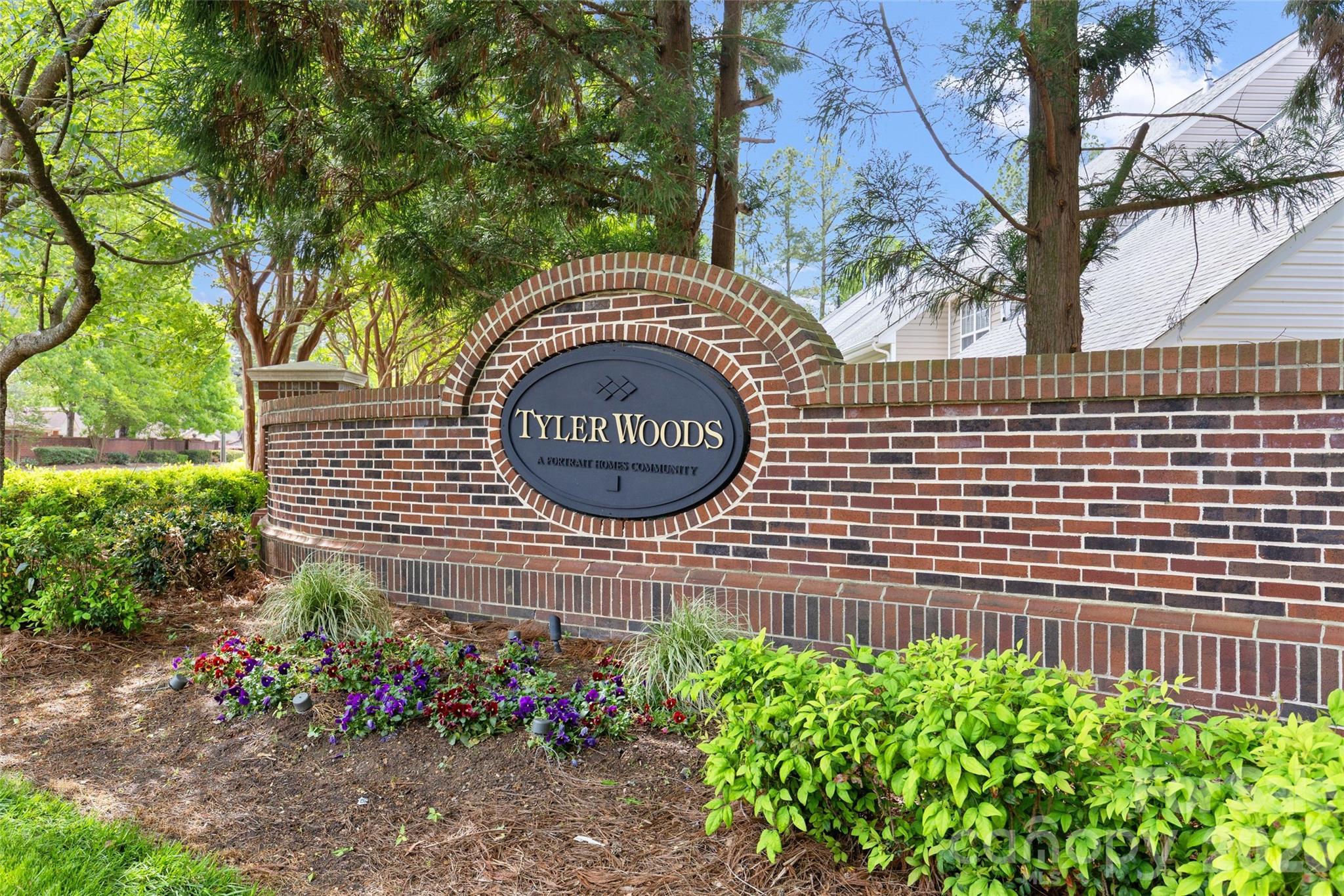 8733 Robinson Forest Drive Charlotte NC 28277
