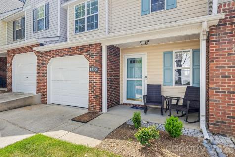 8733 Robinson Forest Drive Charlotte NC 28277