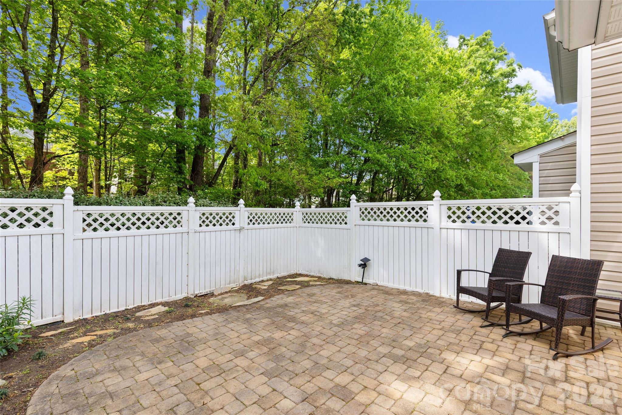 8733 Robinson Forest Drive Charlotte NC 28277