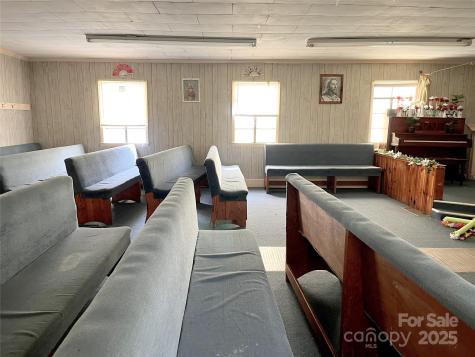 576 Deaverview Road Asheville NC 28806