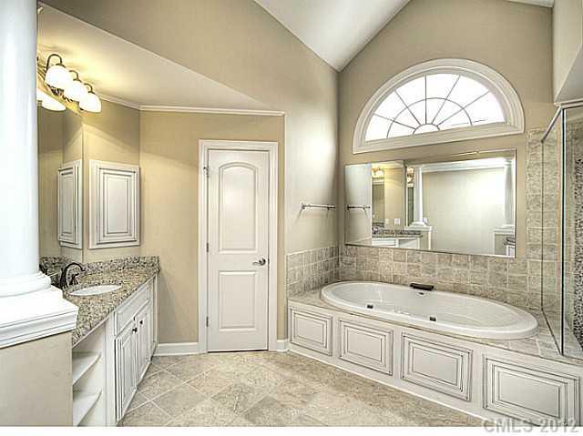 3106 Delamere Drive Matthews NC 28104