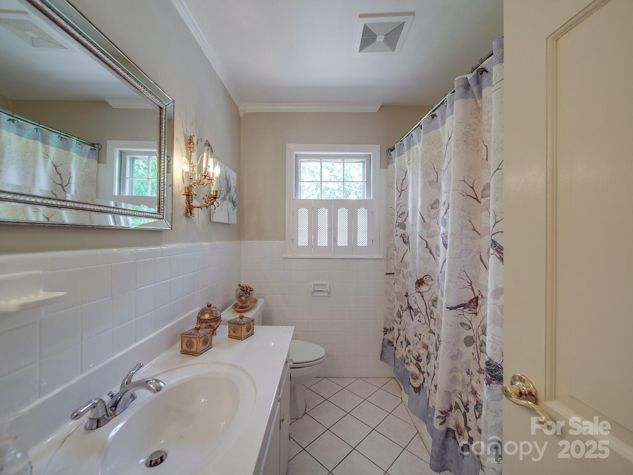 5411 Valley Forge Road Charlotte NC 28210