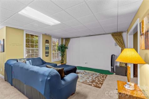 158 Winding Brook Way Statesville NC 28625