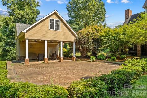 158 Winding Brook Way Statesville NC 28625