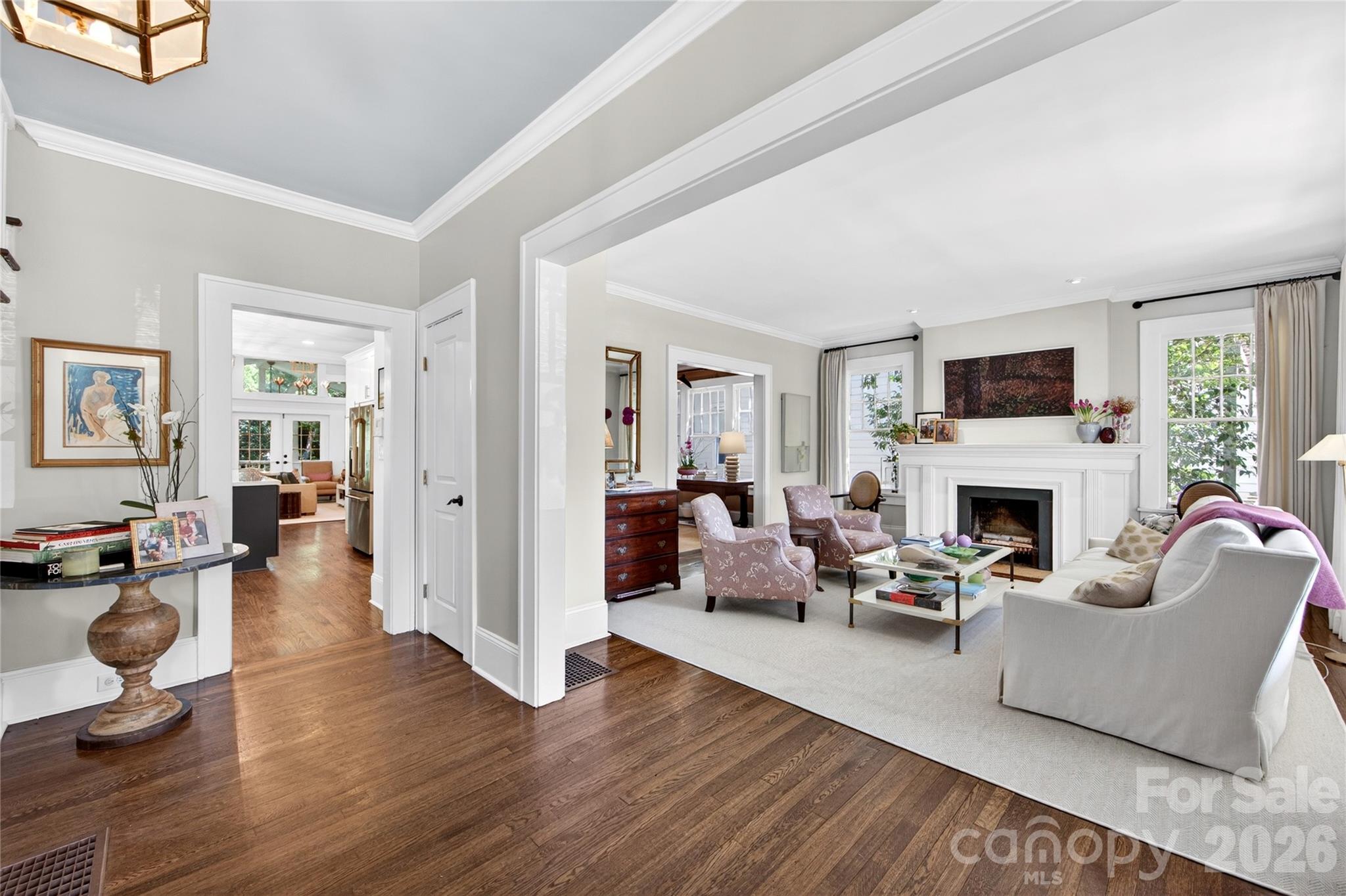 2127 Crescent Avenue Charlotte NC 28207