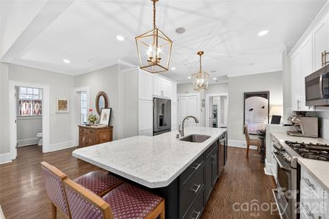 2127 Crescent Avenue Charlotte NC 28207