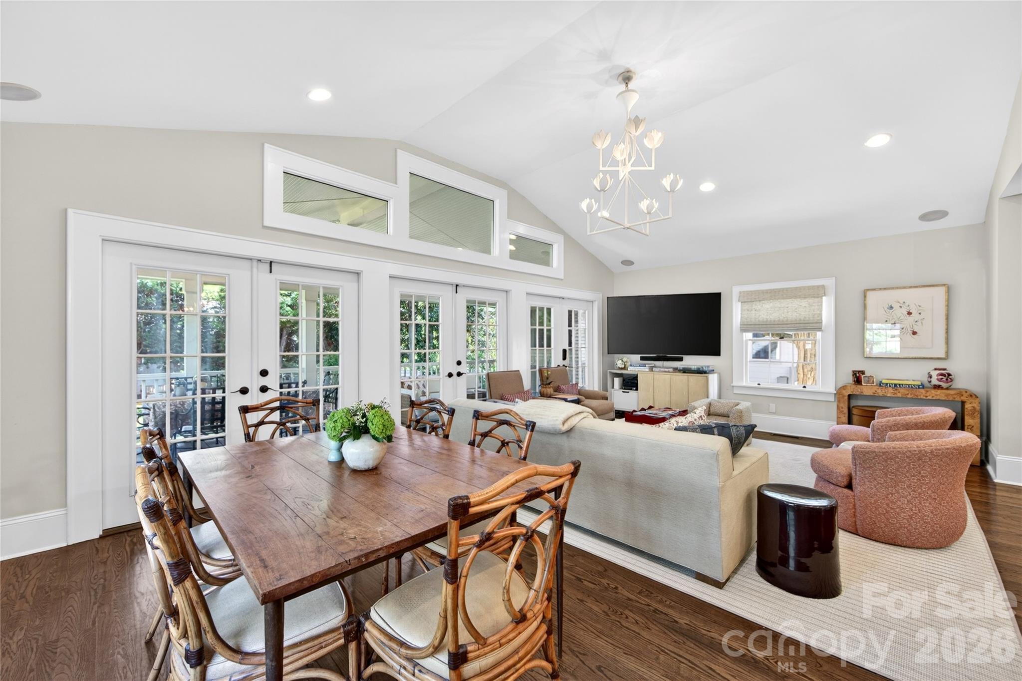 2127 Crescent Avenue Charlotte NC 28207