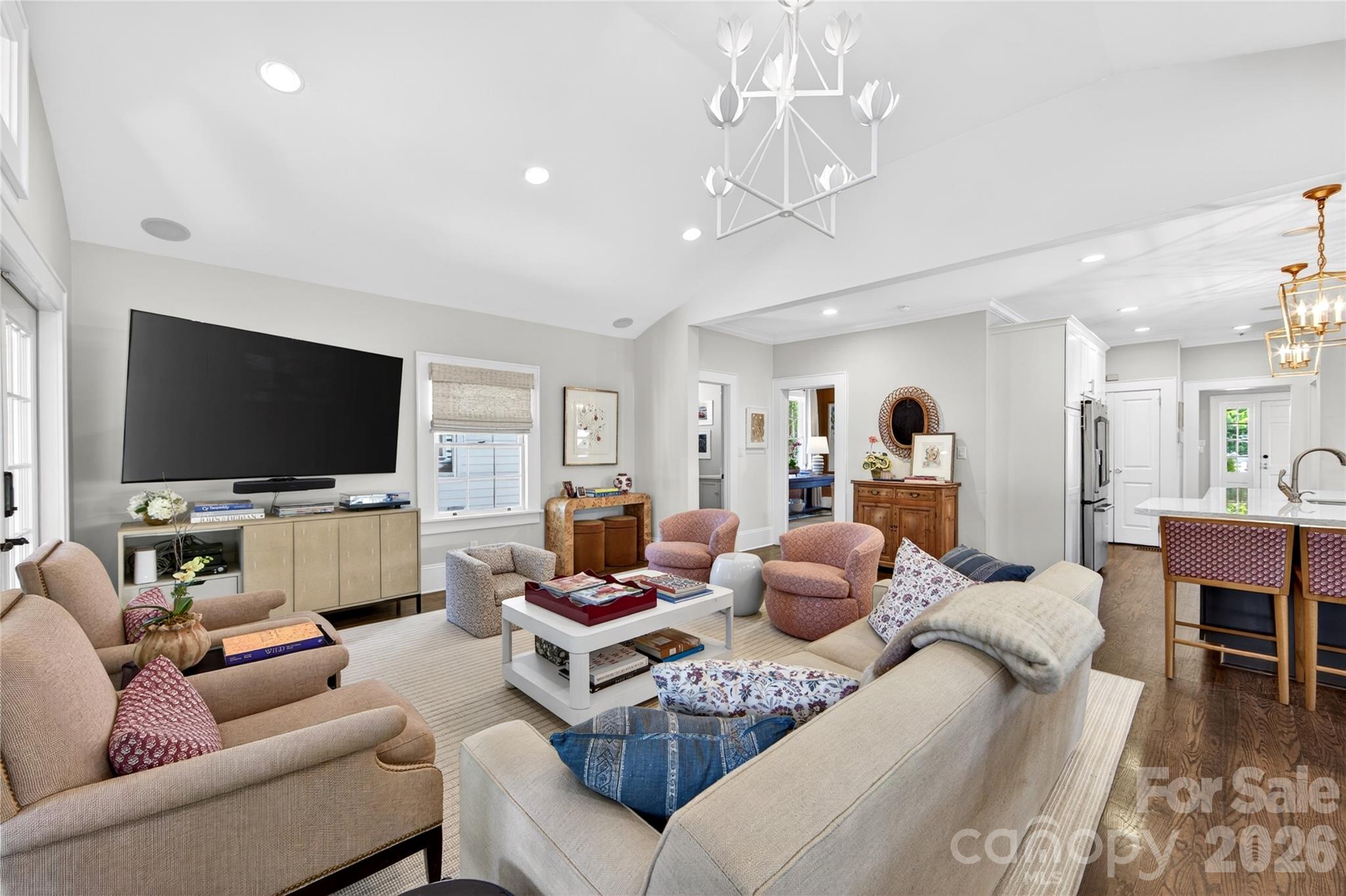 2127 Crescent Avenue Charlotte NC 28207