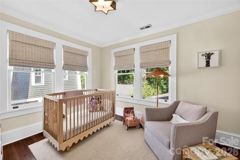 2127 Crescent Avenue Charlotte NC 28207