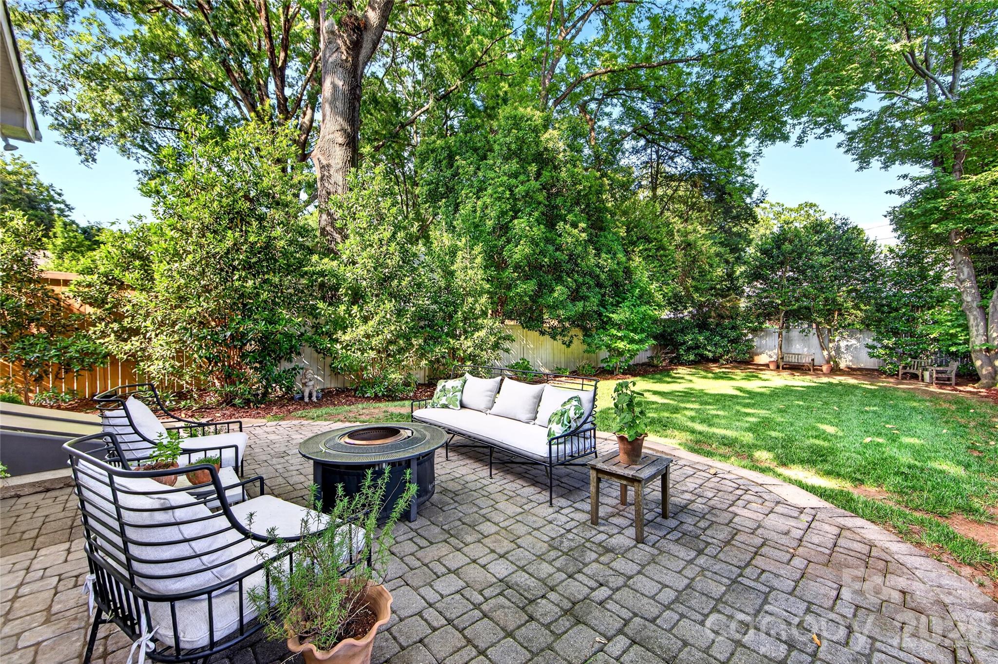 2127 Crescent Avenue Charlotte NC 28207