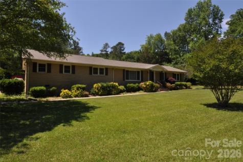 808 Briarcliff Circle Chester SC 29706