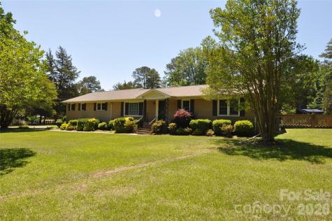 808 Briarcliff Circle Chester SC 29706