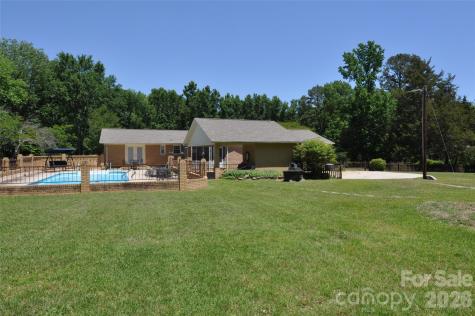 808 Briarcliff Circle Chester SC 29706
