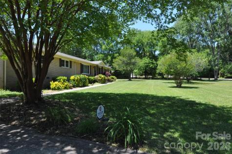808 Briarcliff Circle Chester SC 29706