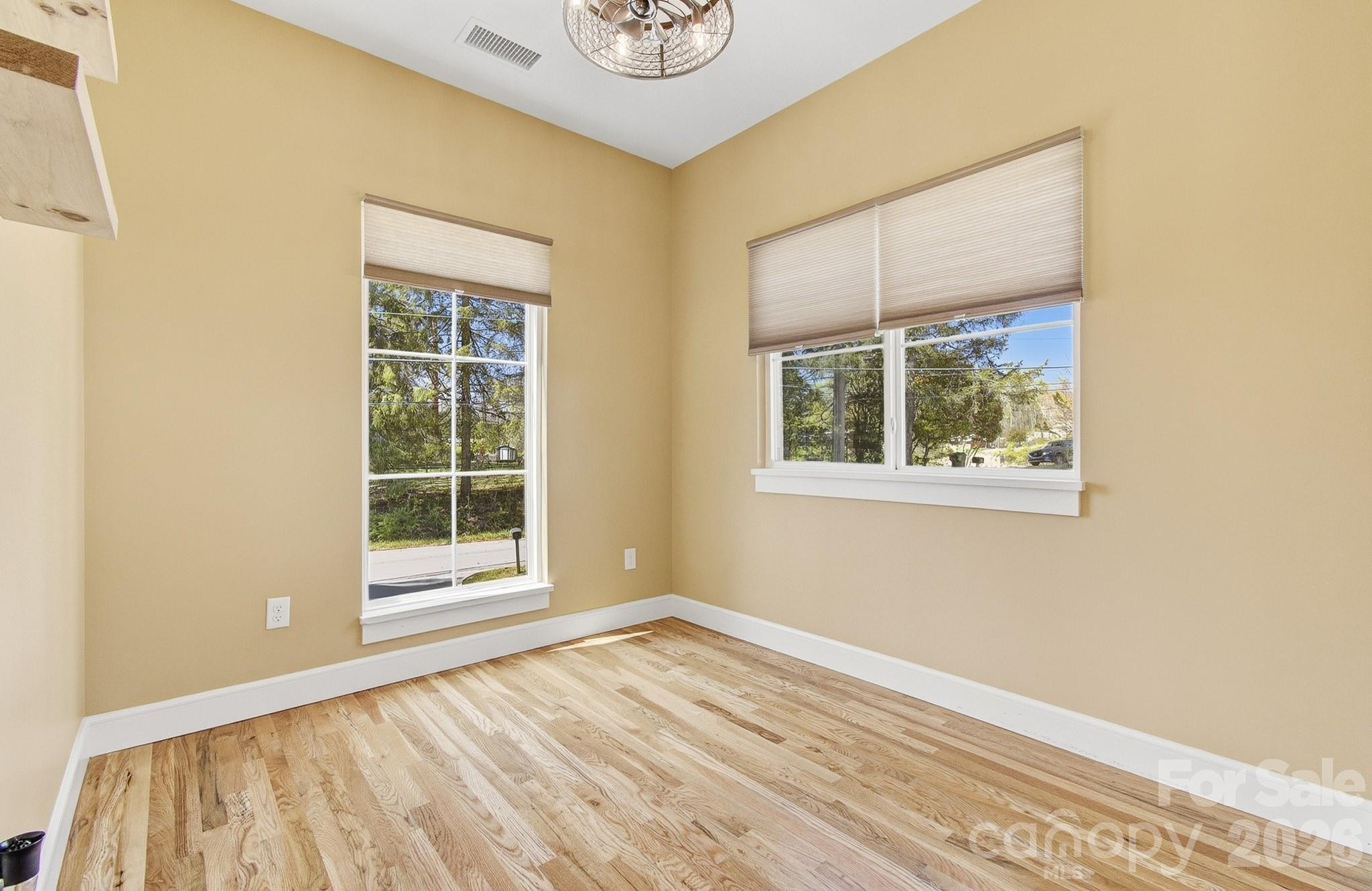 180 Moody Avenue Candler NC 28715
