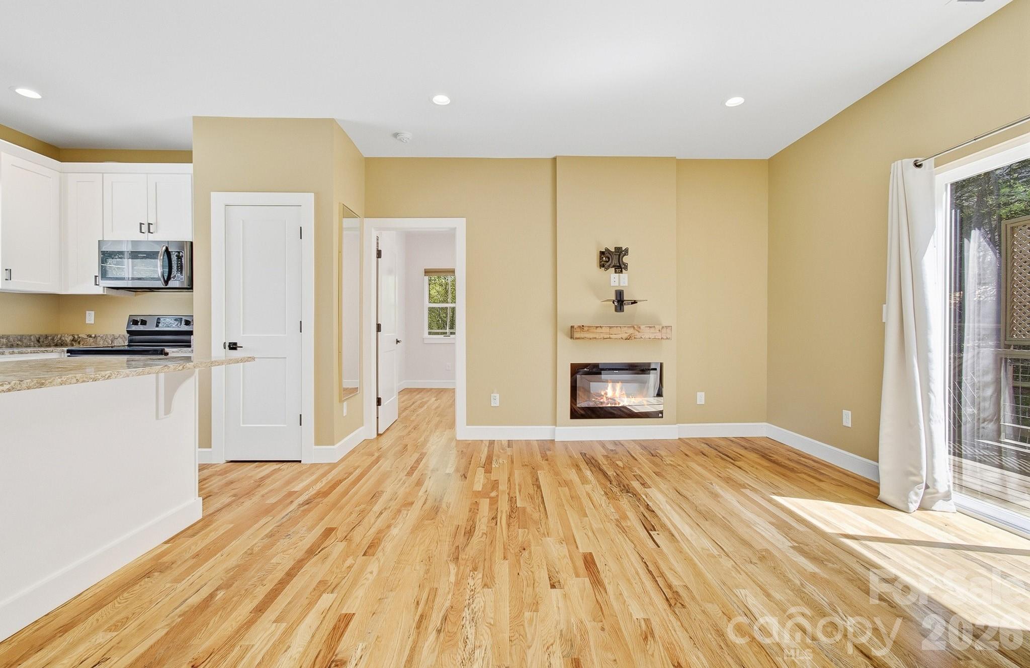 180 Moody Avenue Candler NC 28715