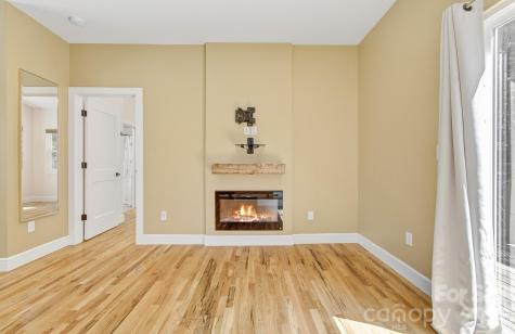 180 Moody Avenue Candler NC 28715